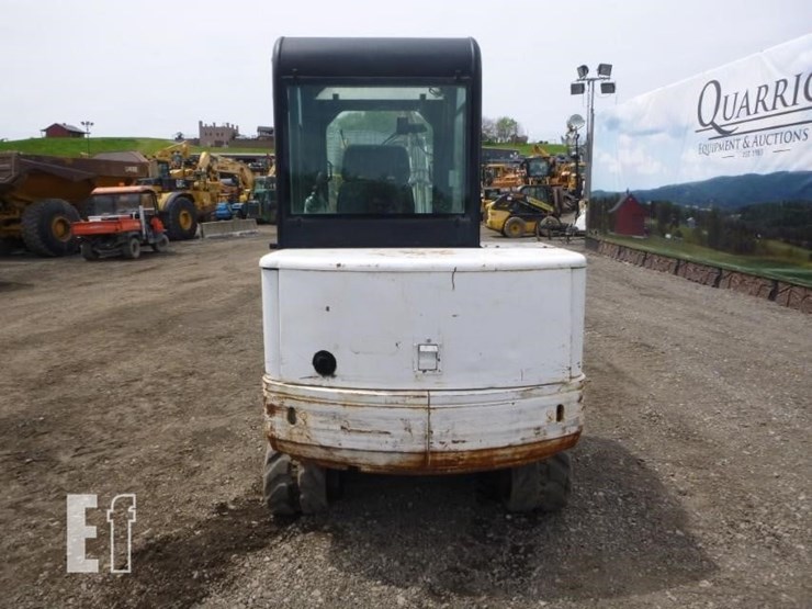 2001-bobcat-331e-image-4