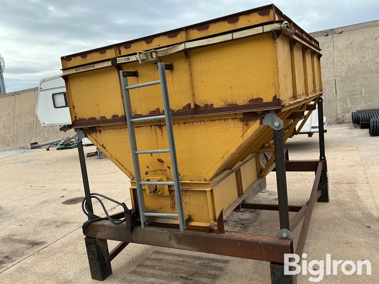 10’-x-8’-stationary-roller-mill-hopper-image-4