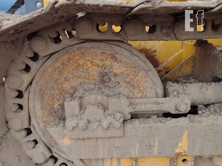 2016-deere-450j-lgp-image-25