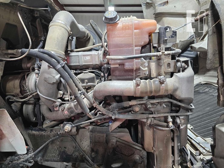 2017-international-transtar-8600-image-20