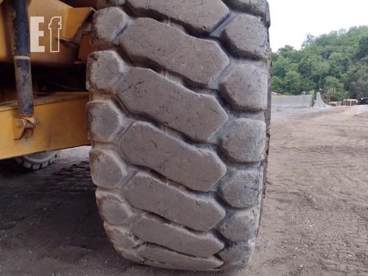 2003-volvo-a40d-image-21