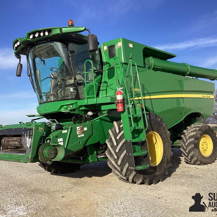 2017 JOHN DEERE S670