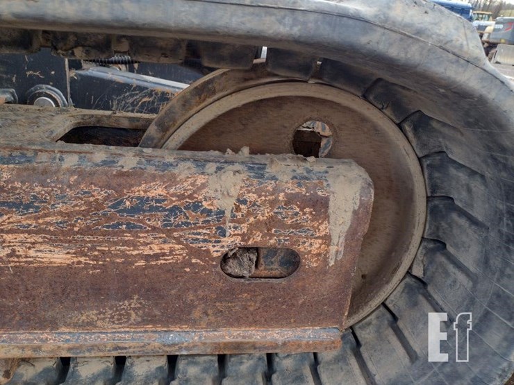 2014-bobcat-e85-image-42