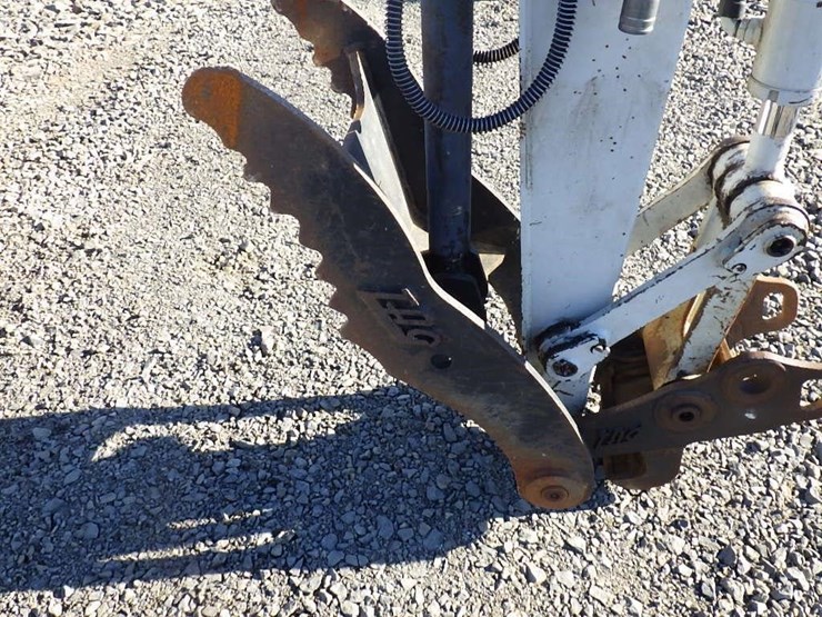 takeuchi-tb260-image-21