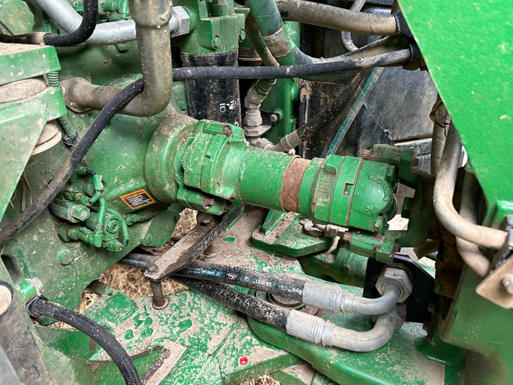 2013-john-deere-9560r-image-35