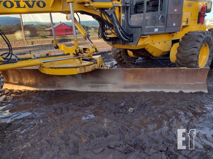 2004-volvo-g86-image-33