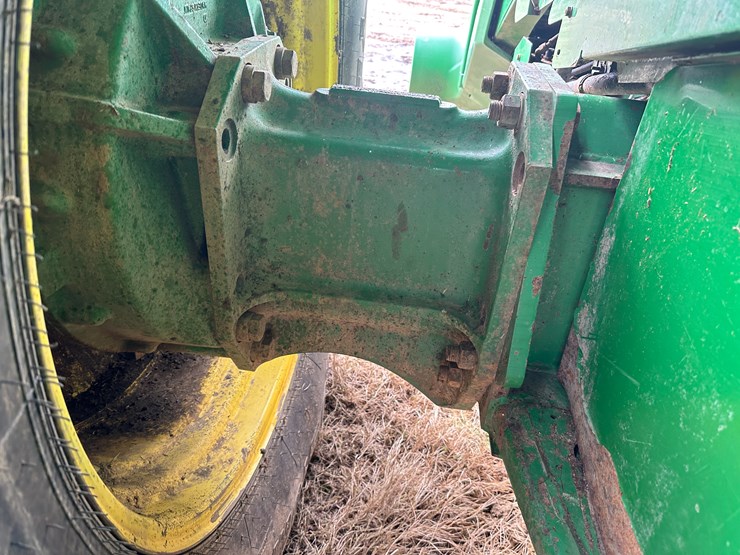 #38409-•-2014-john-deere-s680s-prwd-combine-image-13