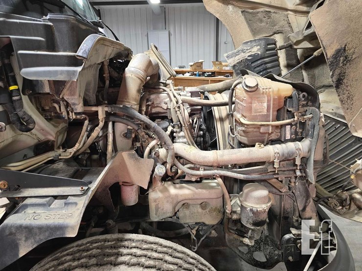 2012-international-prostar-image-26