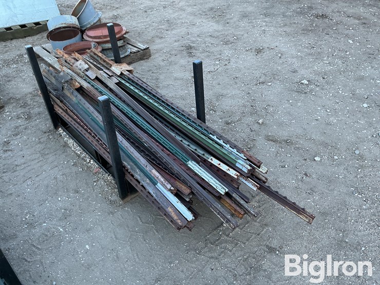 t-posts-&-carrier-rack-image-7