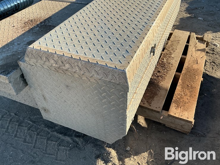 aluminum-pickup-toolboxes-image-9