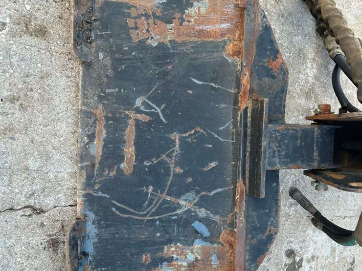 bobcat-auger-power-head-with-large-bit-image-2