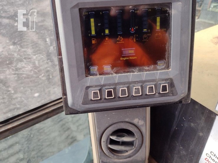 2017-morooka-mst3000vd-image-7