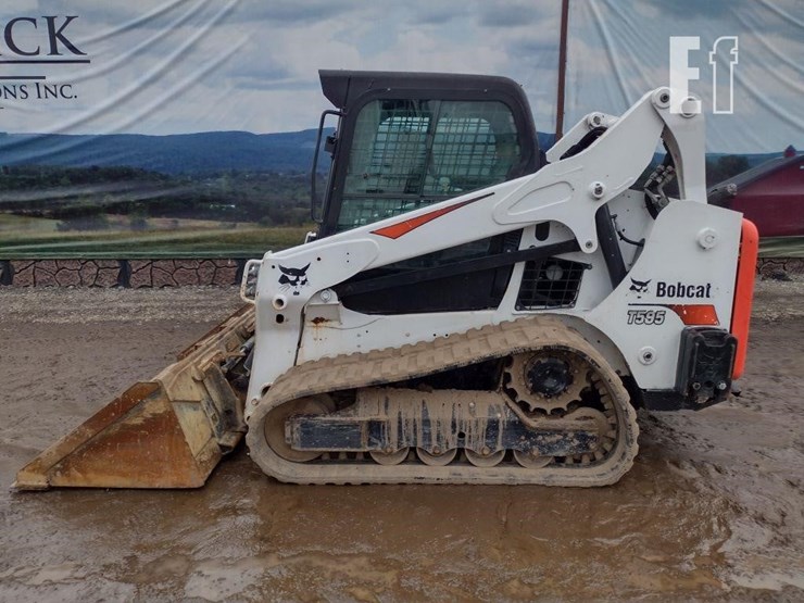 2017-bobcat-t595-image-1
