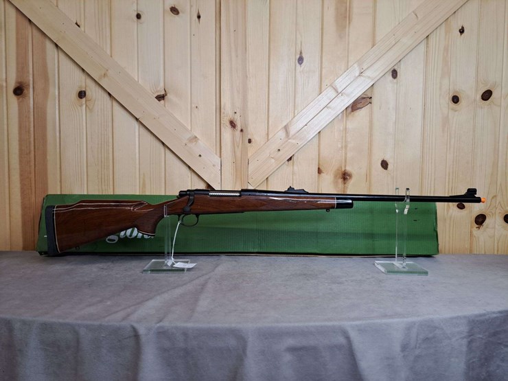 remington-model-700-7mm-mag-bolt-rifle-image-1