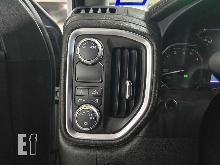 2021-gmc-sierra-1500-image-14