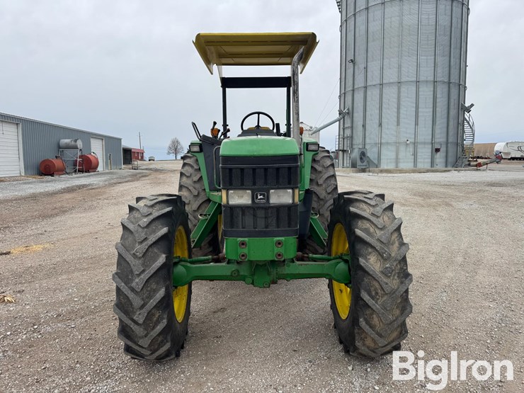 1993-john-deere-6400-image-2