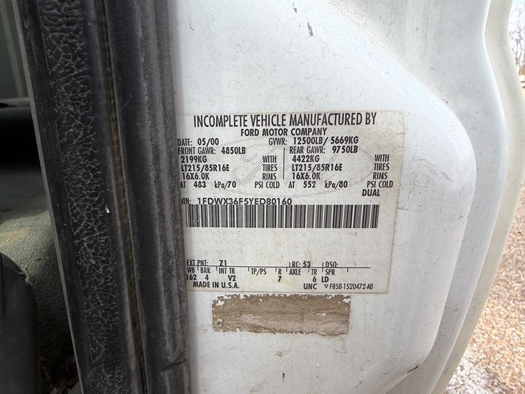 2000-ford-f350-image-16