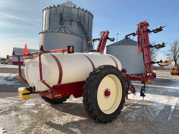 loftness-fs800-fertilizer-spreader-image-51