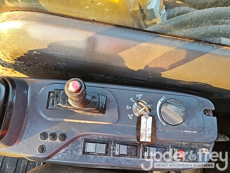 2022-sany-sy135c-image-39