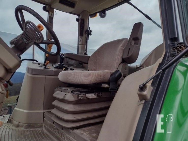 2014-john-deere-6140m-image-13