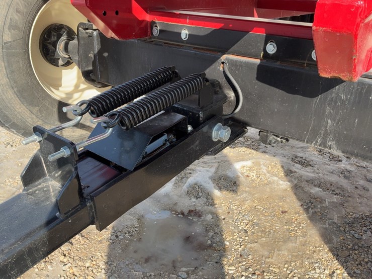 j&m-555-gravity-wagon-image-11