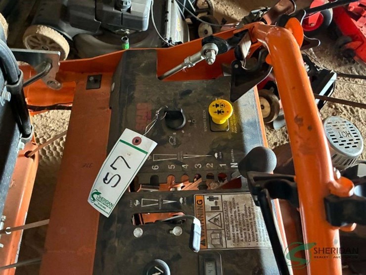 scag-52-hero-walk-behind-hydrostat-mower-showing-41-hours-image-8