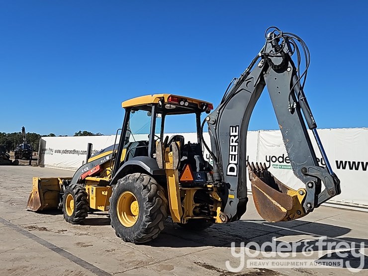 2015-deere-410l-image-3