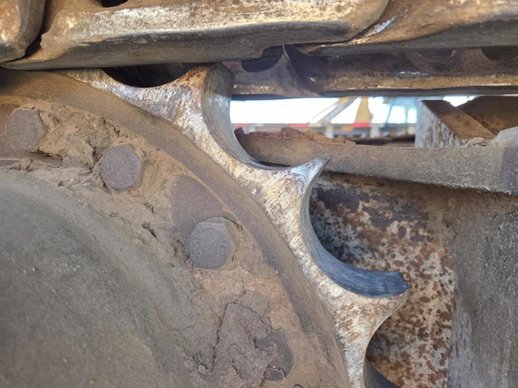 2012-deere-160d-lc-image-65