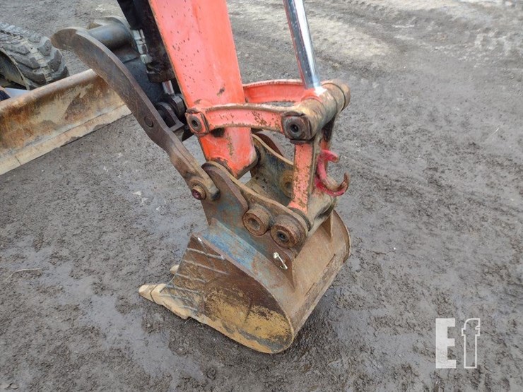 2012-kubota-kx121-3-image-17