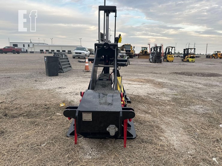 2025-neks-fifth-wheel-wrecker-attachment-image-3