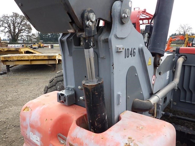 2018-skyjack-sj1056th-image-8