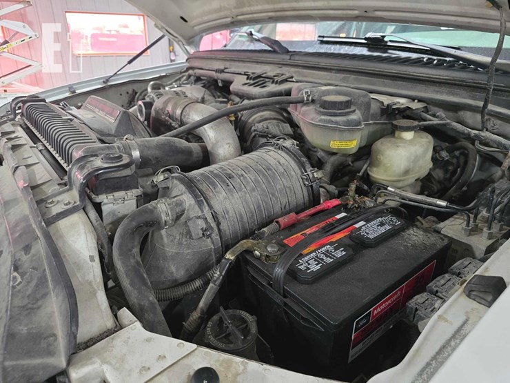 2006-ford-f550-image-18