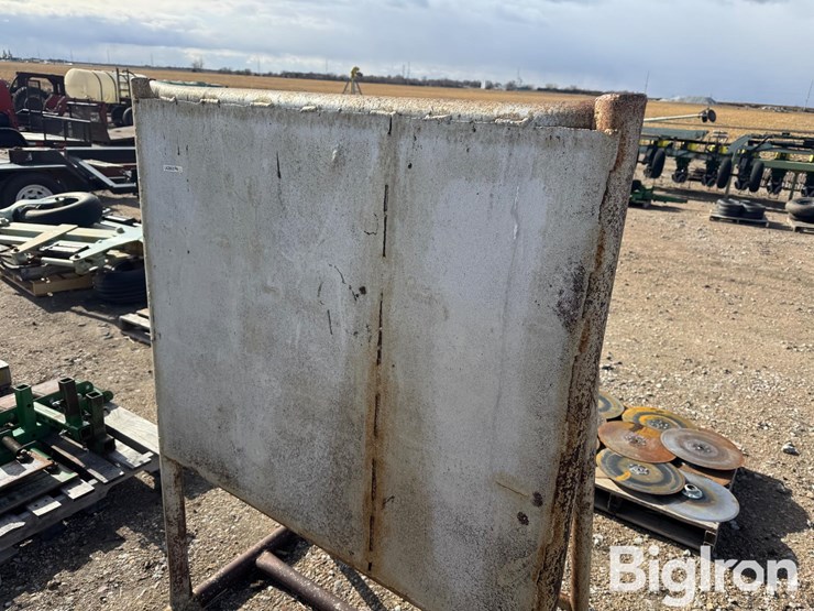 portable-drive-on-pivot-stop-image-12