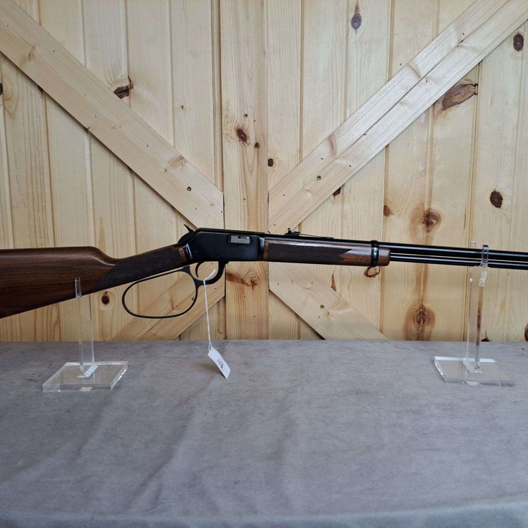 Winchester Model 9422 .22 LR Lever Action Rifle