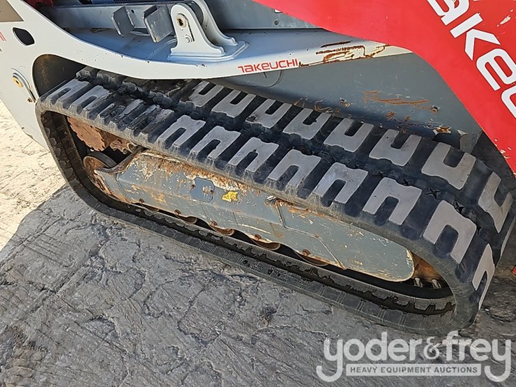 2017-takeuchi-tl12v2-image-11