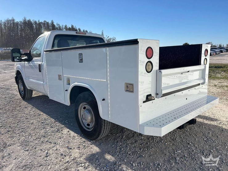 2011-ford-f250-image-4