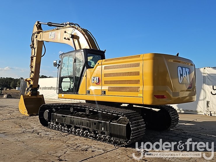 2023-caterpillar-340-image-3