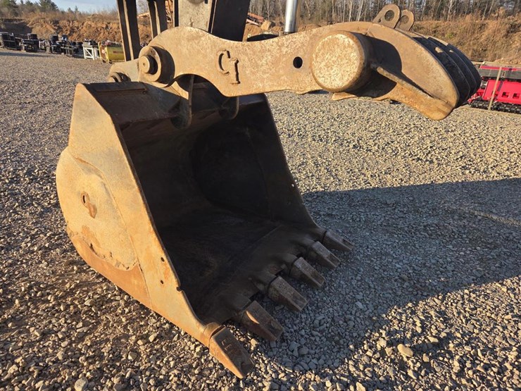 2012-deere-160d-lc-image-9