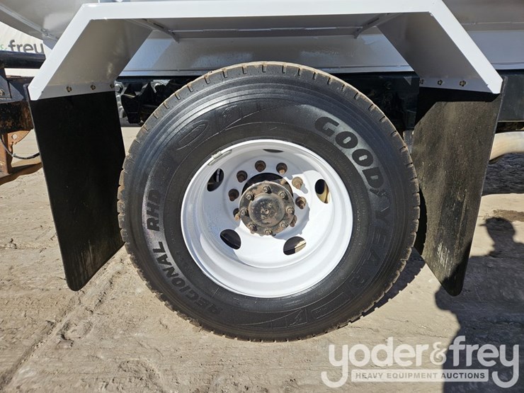 2019-ford-f750-image-8