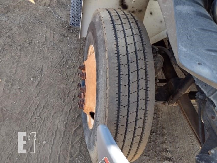 2008-international-durastar-4300-image-23