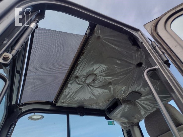 2014-bobcat-e85-image-16