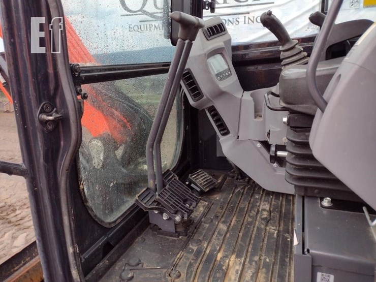 kubota-kx040-4-image-13