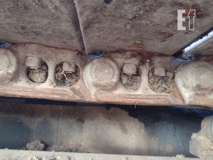 2000-deere-270c-lc-image-29