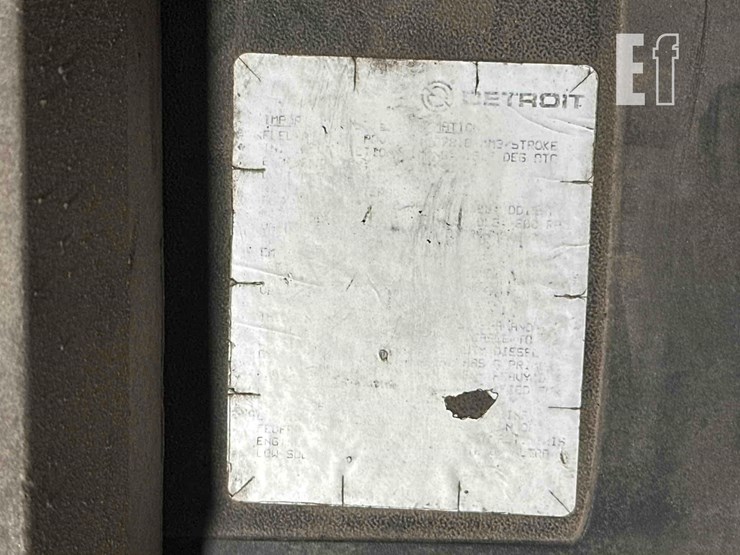 2014-freightliner-cascadia-125-image-30