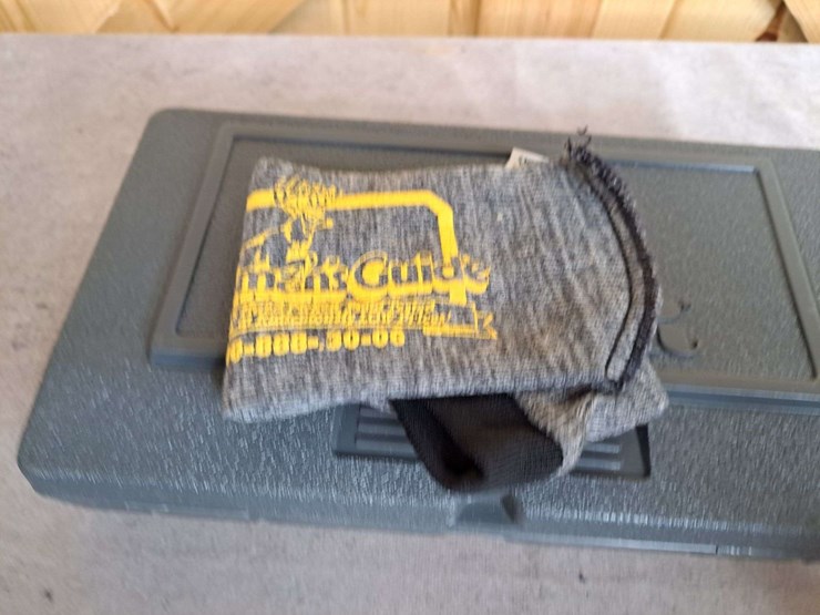 ruger-new-model-single-six-.22-lr/.22-magnum-sa-revolver-image-11