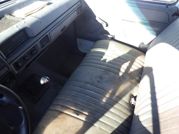 1995-ford-f150-image-22