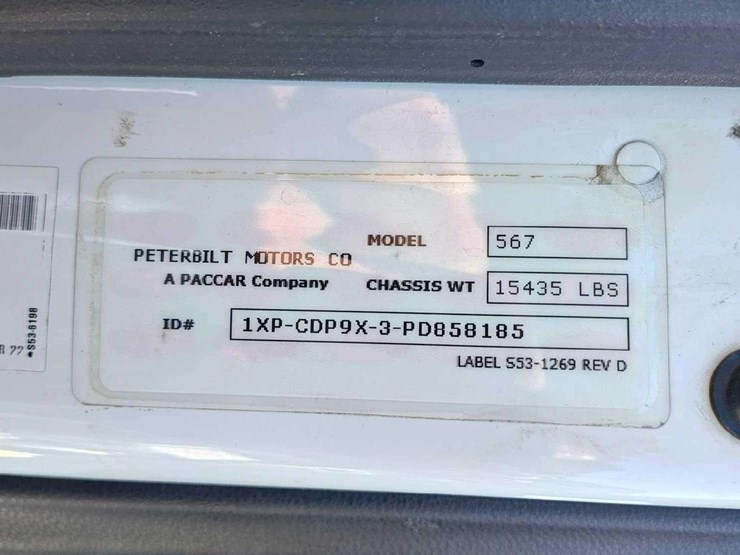 2023-peterbilt-567-image-7