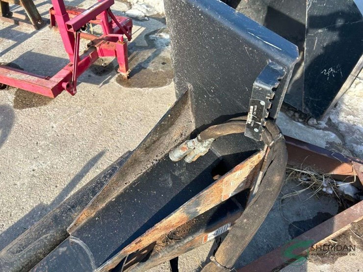 skid-steer-mount-wood-splitter-image-2