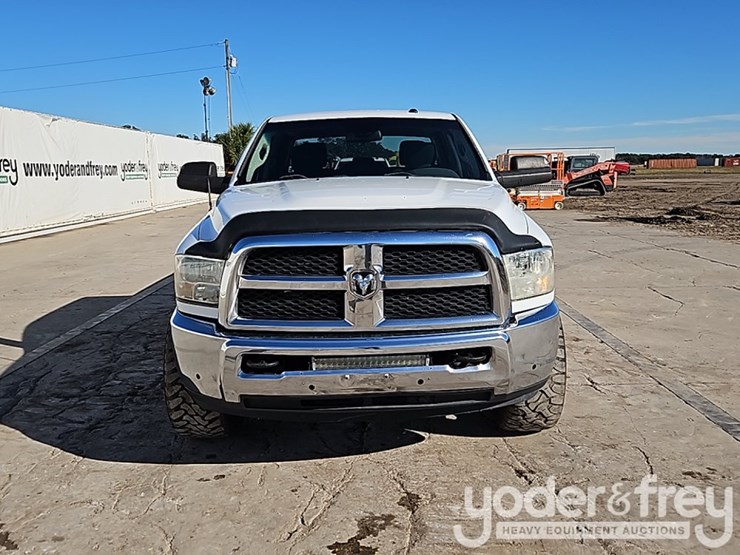 2014-dodge-ram-2500-image-11