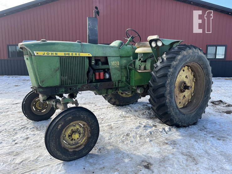 john-deere-3020-image-1
